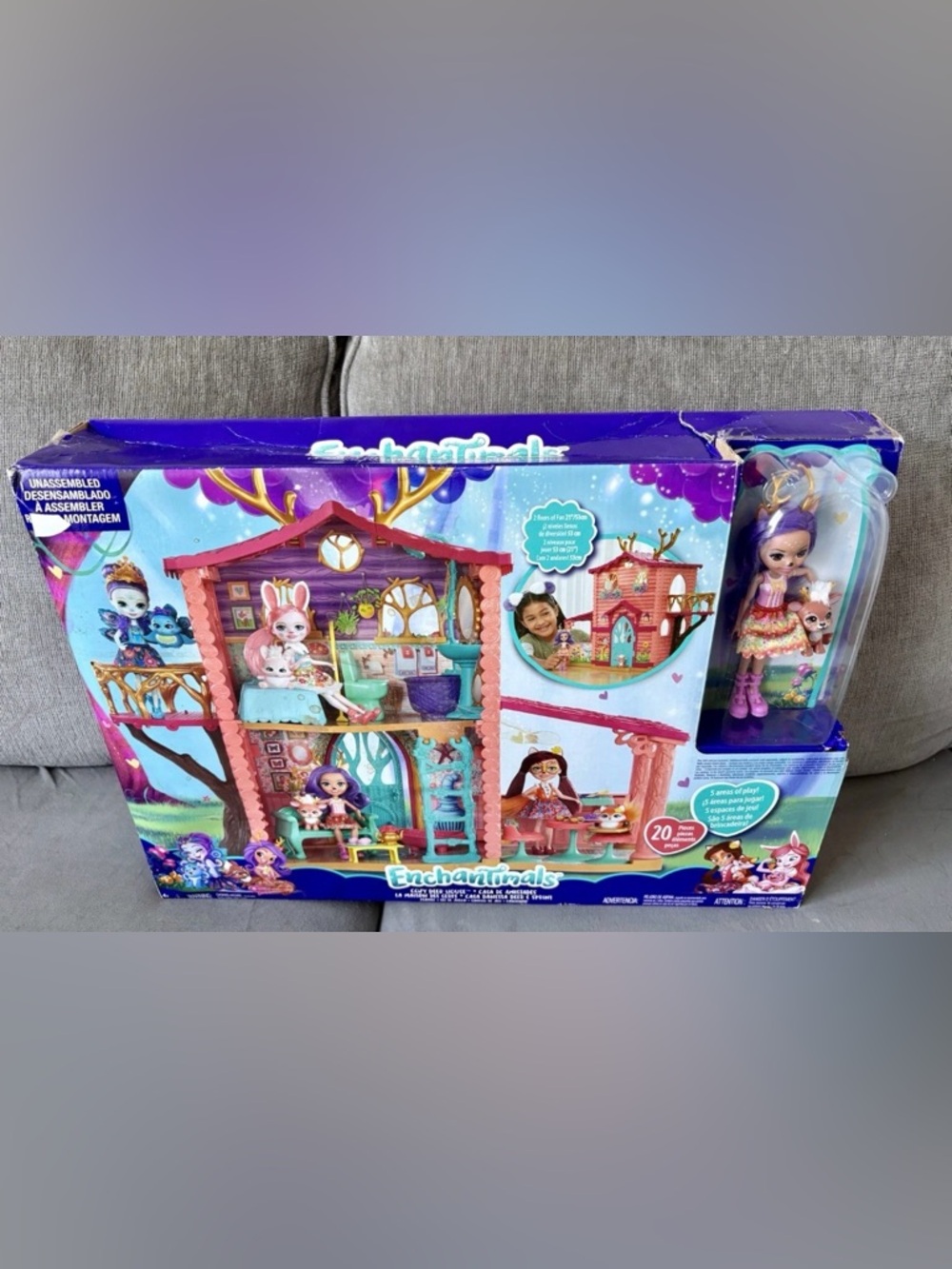 2017 Mattel Enchantimals Cozy Deer House Playset Doll Animal NEW and Sealed!